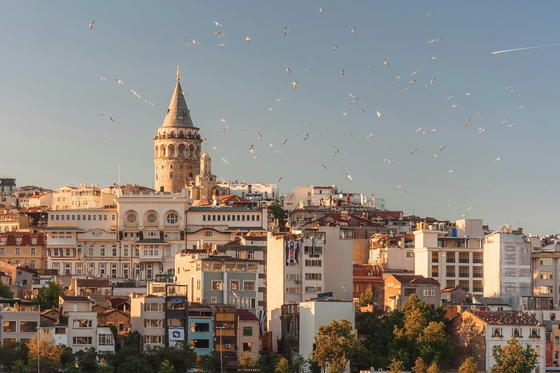 Istanbul şehir manzarasi ve silüeti